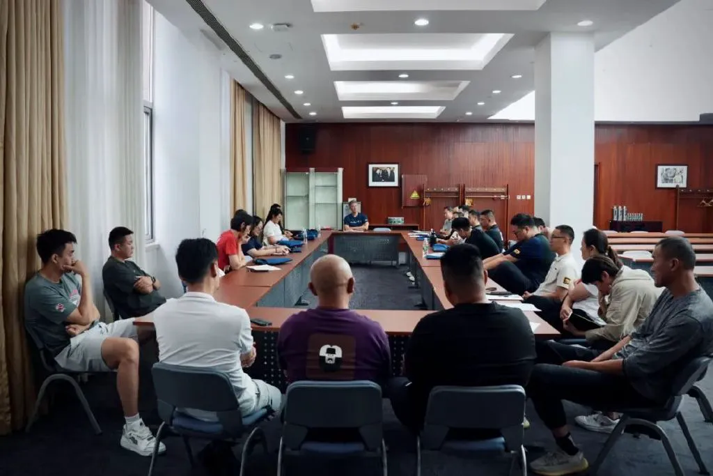 为什么智能球衣对篮球运动员的训练和发展有帮助_0